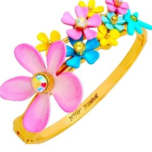 Betsey Johnson Pastel pink, blue floral flower bracelet